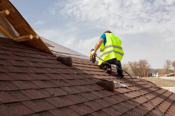 Logan Roofing Contractor Committed to Long Lasting Roof Protection